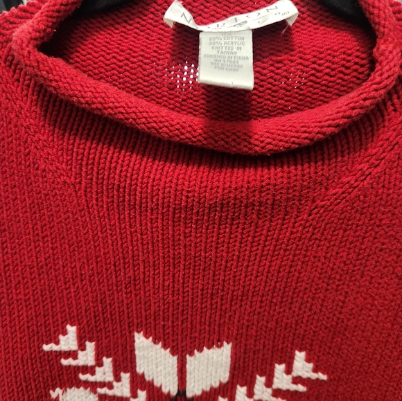 Vintage 90s Y2K Norton Studio Women's Red Snowflake Sweater Rolled Collar - Picture 4 of 5